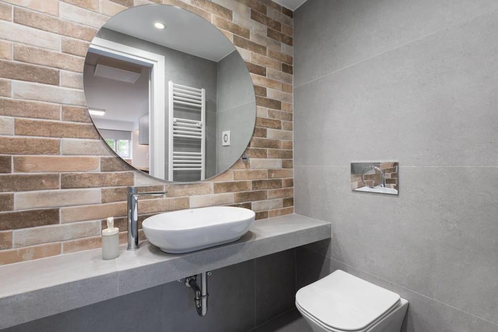 Stylish Studio Downtown เอเธนส์ ภายนอก รูปภาพ
