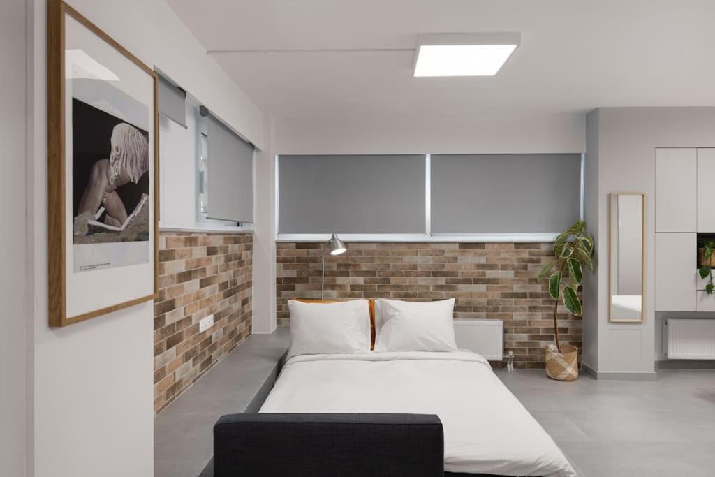 Stylish Studio Downtown เอเธนส์ ภายนอก รูปภาพ
