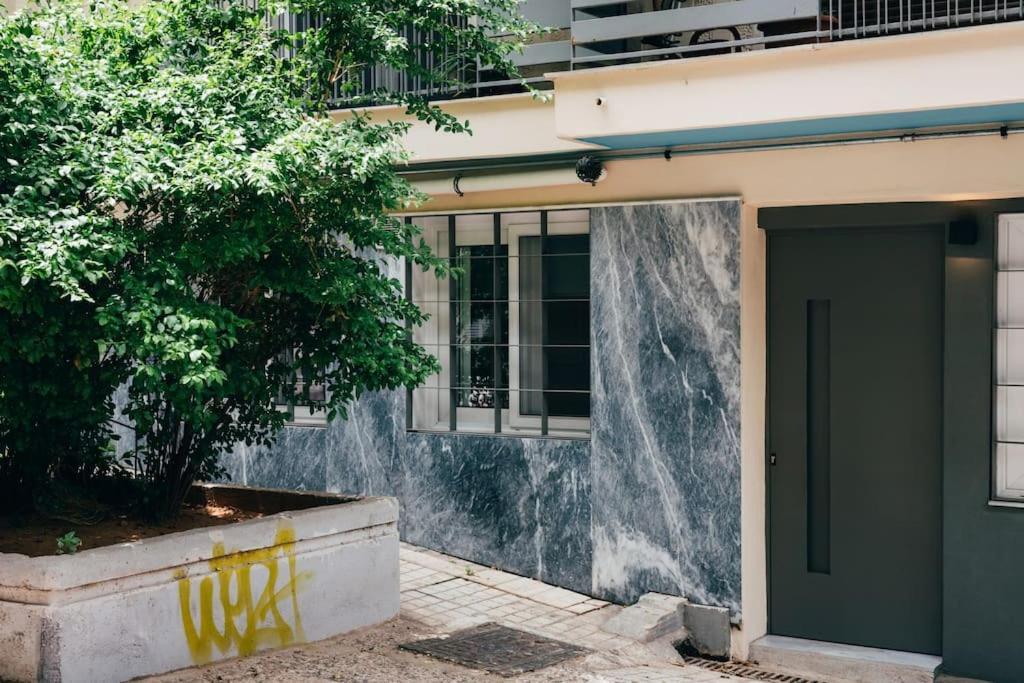 Stylish Studio Downtown เอเธนส์ ภายนอก รูปภาพ
